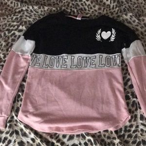 No boundaries long sleeve love shirt